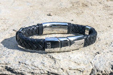 Load image into Gallery viewer, Spur