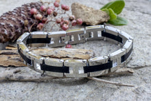 Load image into Gallery viewer, Hatchet