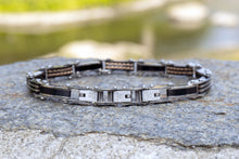 Load image into Gallery viewer, Janus