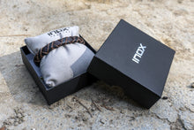 Load image into Gallery viewer, Hunters