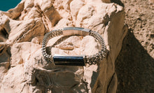 Load image into Gallery viewer, Bold Sphere